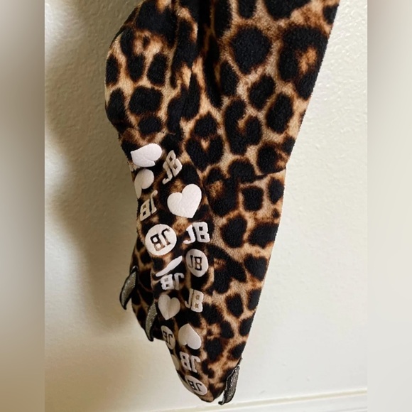 Leopard Adult Onesie - Picture 2 of 5